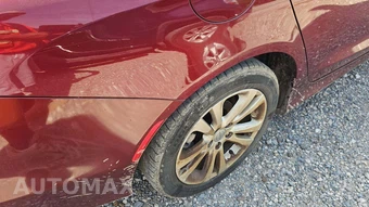2015 Chrysler 200 Limited – miniatura 34