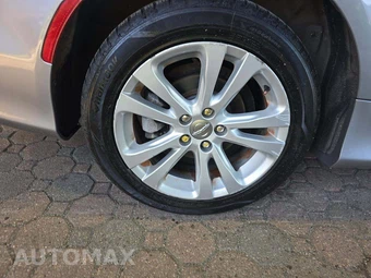 2015 Chrysler 200 Limited – miniatura 26