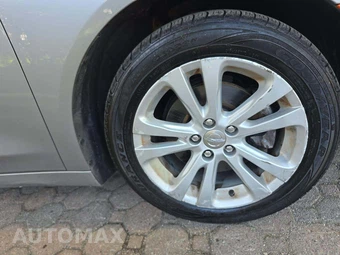 2015 Chrysler 200 Limited – miniatura 28