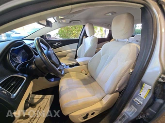 2015 Chrysler 200 Limited – miniatura 6