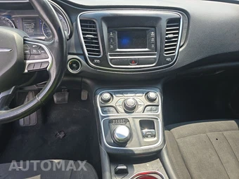 2015 Chrysler 200 Limited - miniatura 11