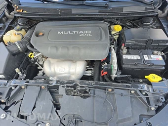 2015 Chrysler 200 Limited - miniatura 15