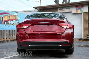 2015 Chrysler 200 Limited - miniatura 28