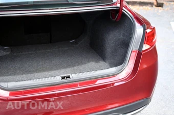 2015 Chrysler 200 Limited - miniatura 38