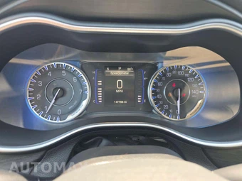 2015 Chrysler 200 Limited – miniatura 6