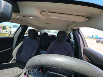2015 Chrysler 200 Limited – miniatura 8