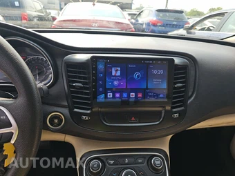2015 Chrysler 200 Limited – miniatura 11
