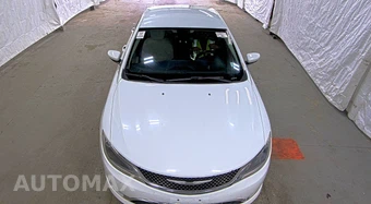 2015 Chrysler 200 Limited – miniatura 2