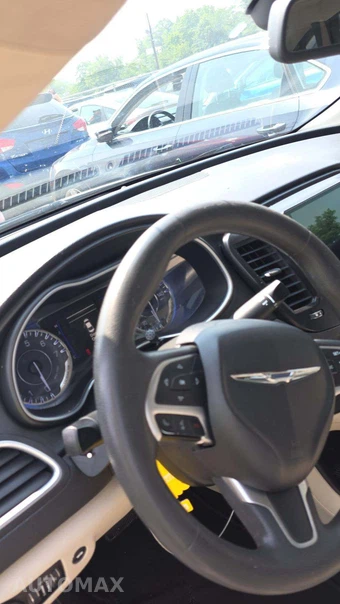 2015 Chrysler 200 Limited – miniatura 22