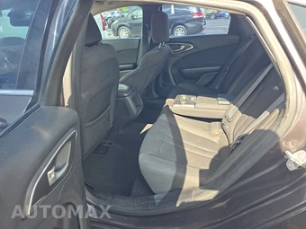 2015 Chrysler 200 Limited – miniatura 13