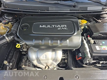 2015 Chrysler 200 Limited – miniatura 15