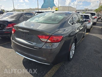 2015 Chrysler 200 Limited – miniatura 4