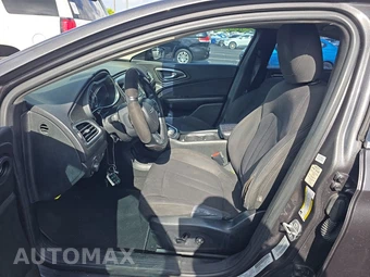 2015 Chrysler 200 Limited – miniatura 7
