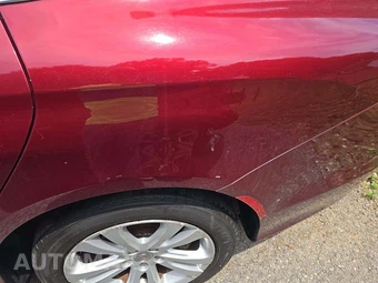 2015 Chrysler 200 Limited – miniatura 29