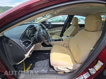 2015 Chrysler 200 Limited – miniatura 6