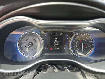 2015 Chrysler 200 Limited – miniatura 9