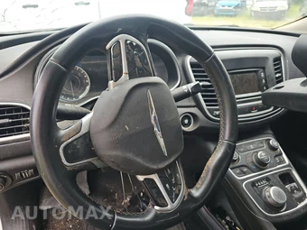 2015 Chrysler 200 Limited – miniatura 10