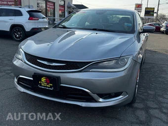 2015 Chrysler 200C – miniatura 17