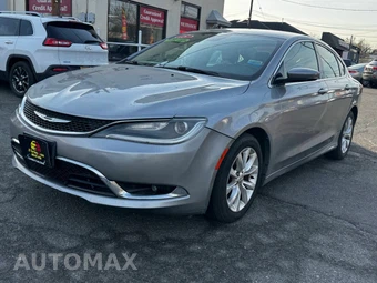 2015 Chrysler 200C – miniatura 18