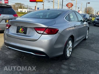 2015 Chrysler 200C – miniatura 30