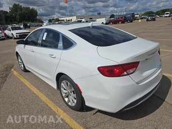 2015 Chrysler 200C - miniatura 6