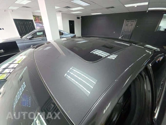 2015 Chrysler 200C – miniatura 12