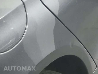 2015 Chrysler 200C – miniatura 25