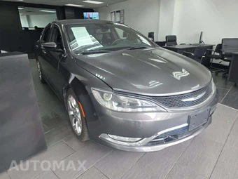 2015 Chrysler 200C – miniatura 4
