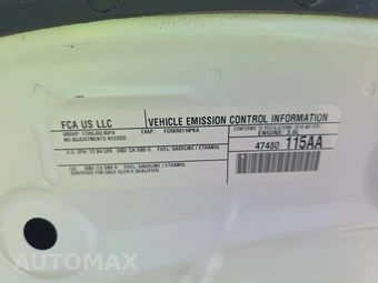 2015 Chrysler 200C – miniatura 23