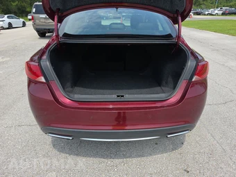 2015 Chrysler 200C - miniatura 16