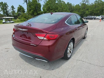 2015 Chrysler 200C - miniatura 4