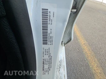 2015 Chrysler 200C – miniatura 14