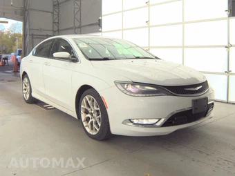2015 Chrysler 200C – miniatura 3