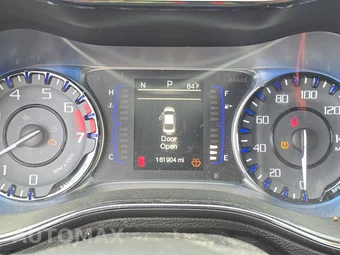 2015 Chrysler 200S – miniatura 12
