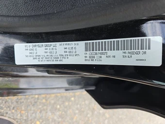 2015 Chrysler 200S – miniatura 14