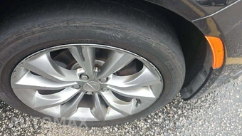 2015 Chrysler 200S – miniatura 24