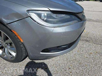 2015 Chrysler 200S – miniatura 24