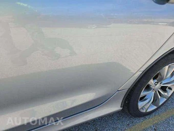 2015 Chrysler 200S – miniatura 28