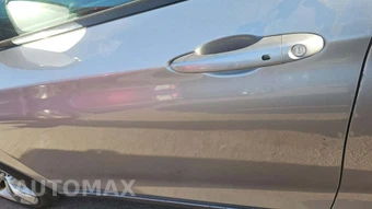 2015 Chrysler 200S - miniatura 36