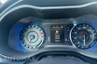 2015 Chrysler 200S - miniatura 13