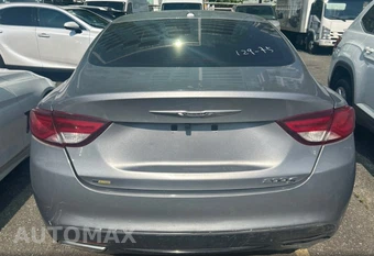 2015 Chrysler 200S - miniatura 29