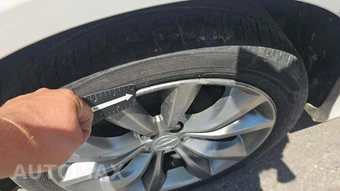 2015 Chrysler 200S - miniatura 19