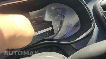 2015 Chrysler 200S - miniatura 37