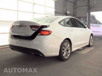 2015 Chrysler 200S - miniatura 4