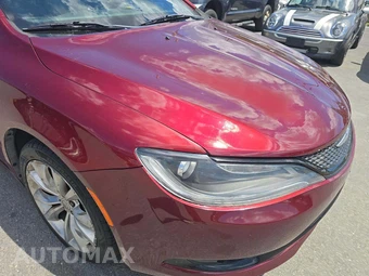 2015 Chrysler 200S – miniatura 23