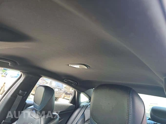 2015 Chrysler 200S – miniatura 8