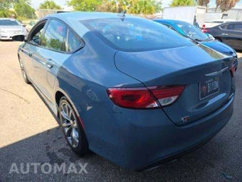 2015 Chrysler 200S – miniatura 2