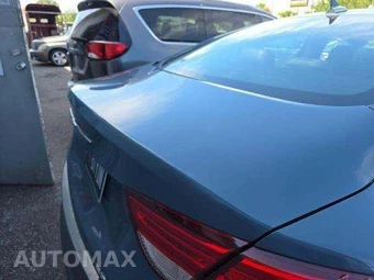 2015 Chrysler 200S – miniatura 27