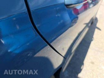 2015 Chrysler 200S – miniatura 28