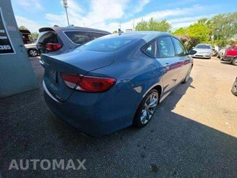 2015 Chrysler 200S – miniatura 3